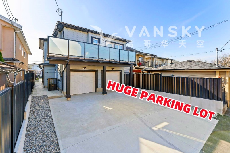 260112173134_6080 VICTORIA DRIVE BACK   PARKING LOT_副本.jpg